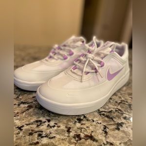 Brand New Nike SB Nyjah Free 2 Summit White Lilac Sneaker